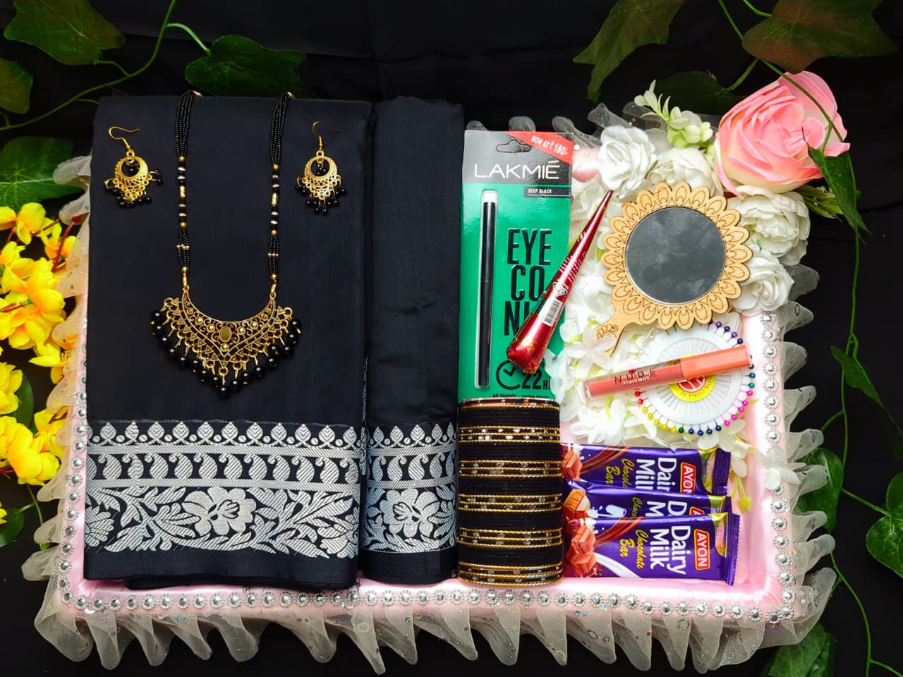 Tangail Best Cotton Saree Gift Box for Wife – অ্যানিভার্সারি স্পেশাল গিফট কম্বো